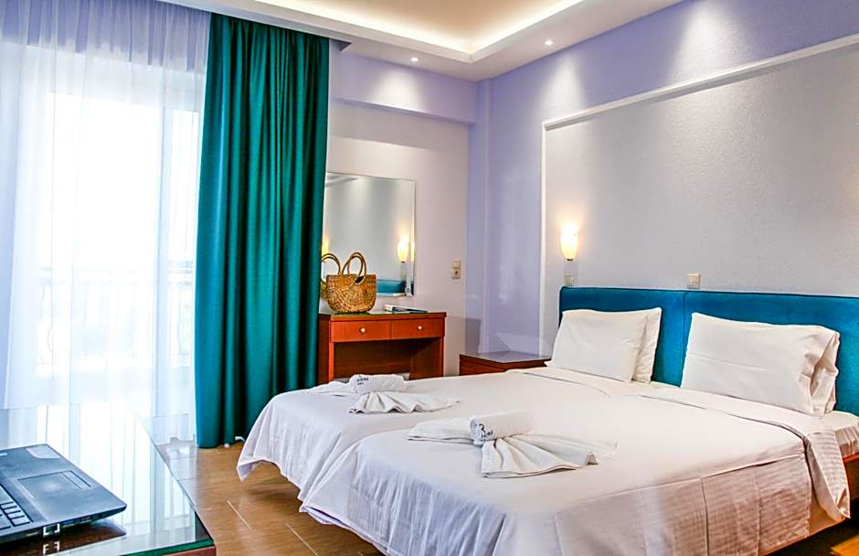 Royal Hotel and Suites