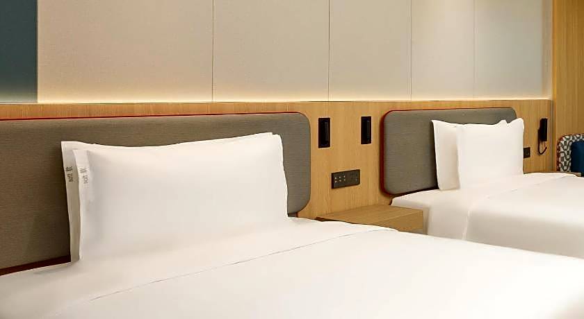 Holiday Inn Express Nanjing Xi'anmen By IHG