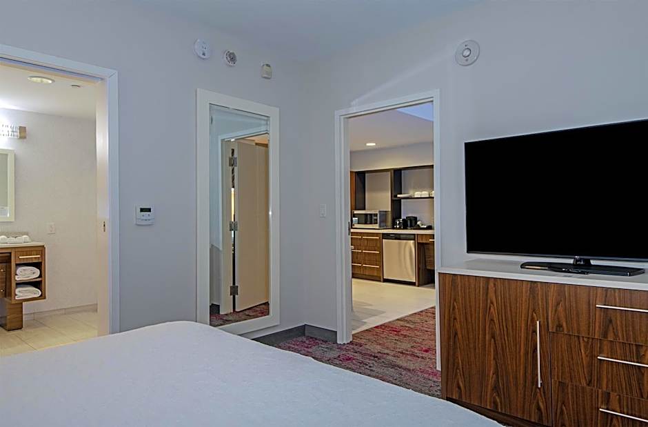 Home2 Suites By Hilton West Edmonton