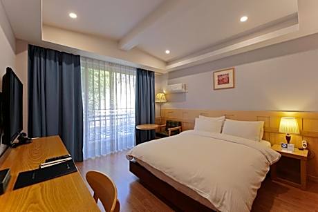 Standard Ondol Room