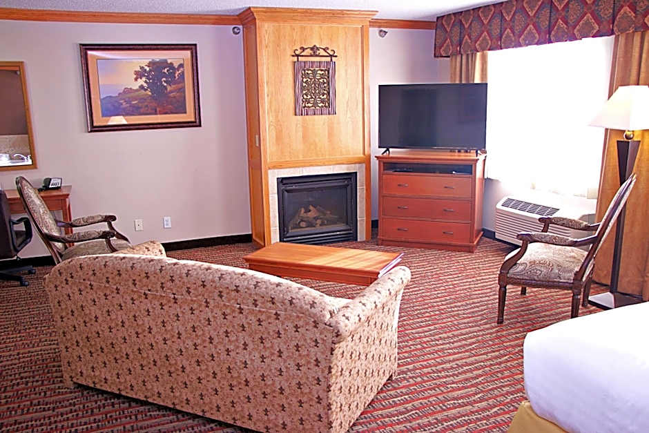 Holiday Inn Express Hotel & Suites Pierre-Fort Pierre By IHG