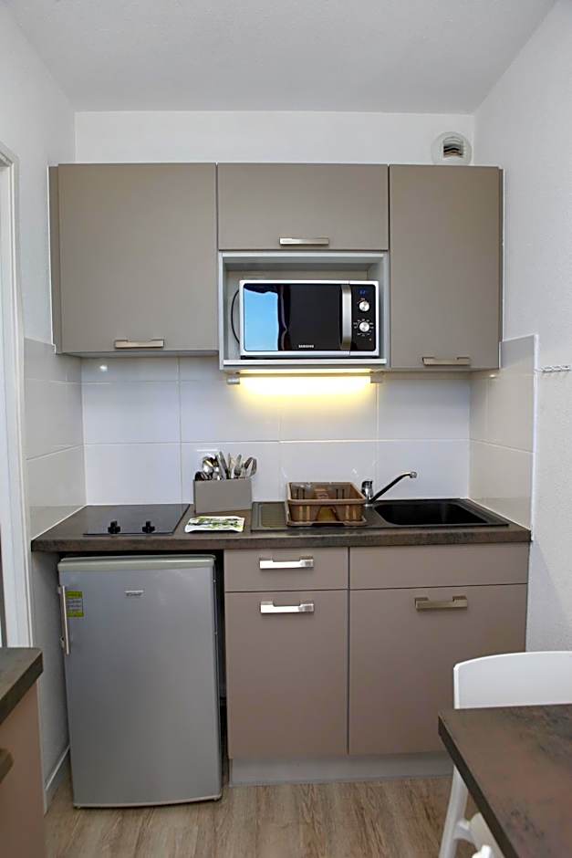 LES TERRASSES DE BORDA***