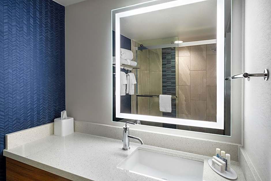 Fairfield Inn & Suites by Marriott Boulder