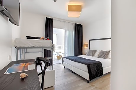 Superior Quadruple Room
