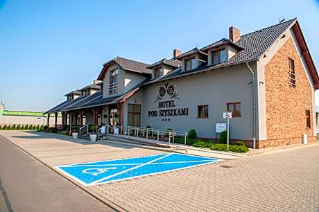 Hotel Pod Szyszkami