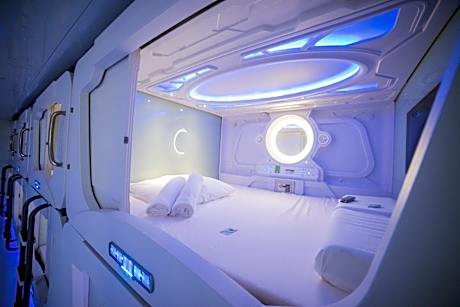 Capsule Single Room