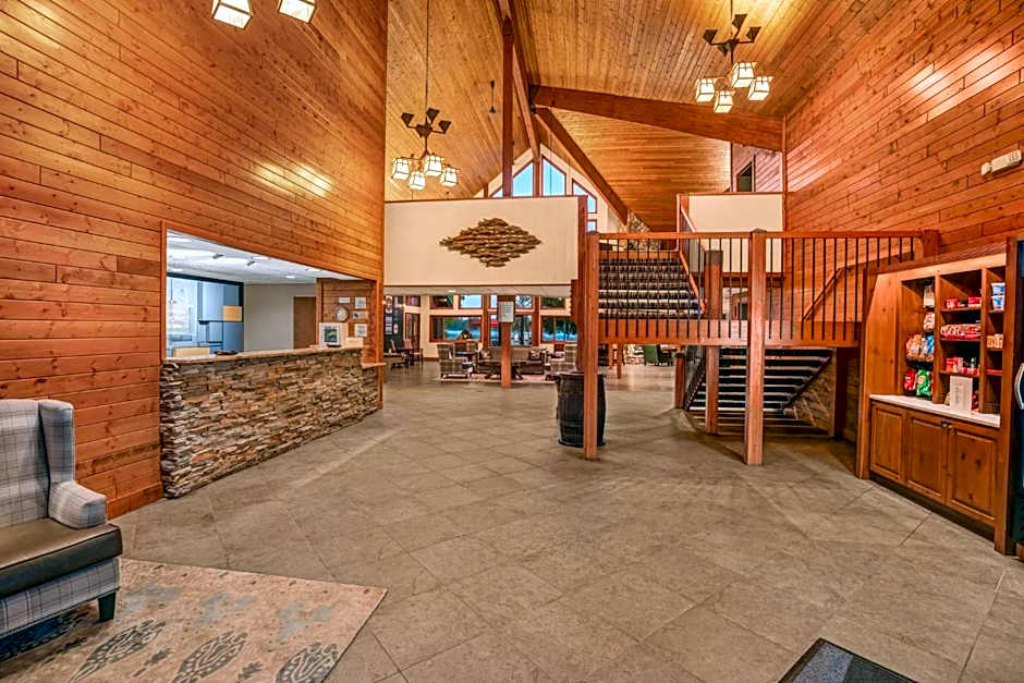 Holiday Inn Express & Suites Hayward By IHG