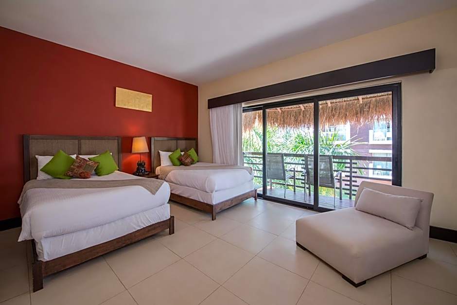 La Divina by Aldea Thai