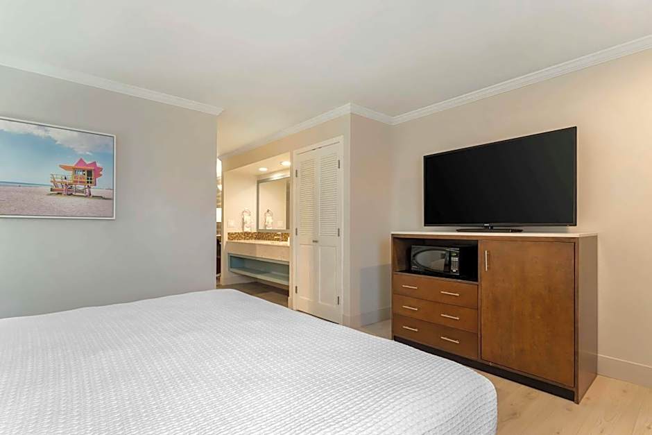 Best Western Plus All Suites Inn