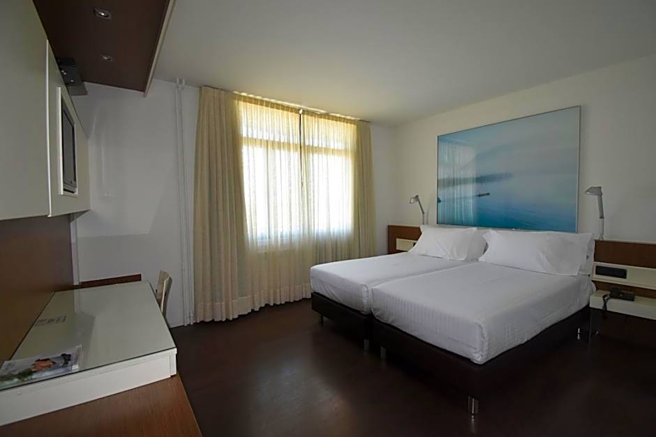 Hotel Sercotel Los Angeles