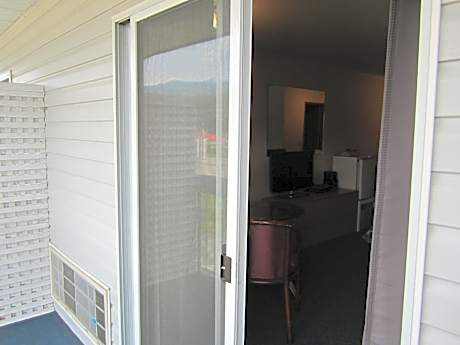 Queen Room with Balcony