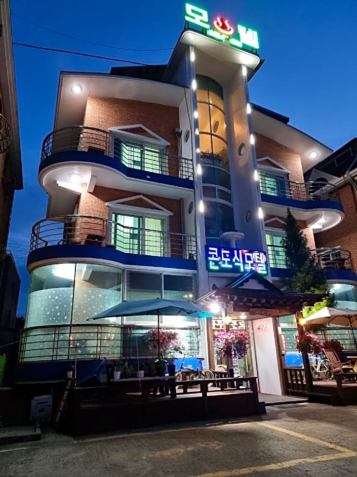 Yangyang Muhak Motel