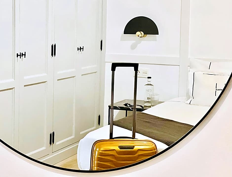 CIH Apartments