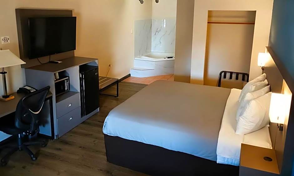 Bourbon Capital Inn