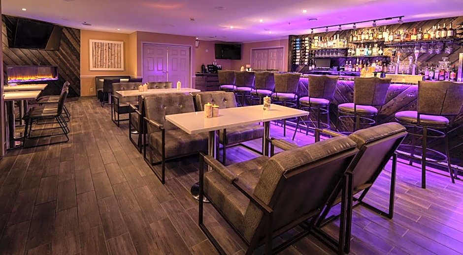 Wyndham Garden Galena Hotel & Day Spa