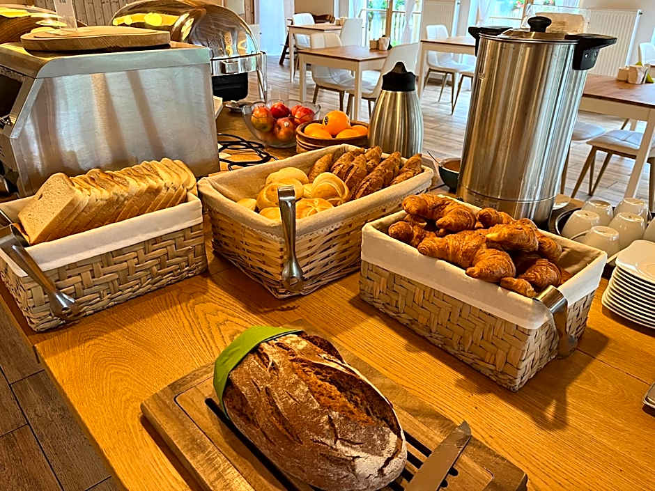 Seehotel am Hallstättersee modern rooms