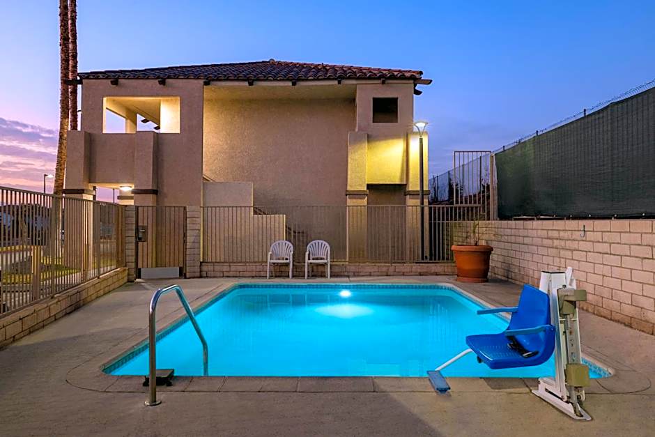 Quality Inn Lake Elsinore