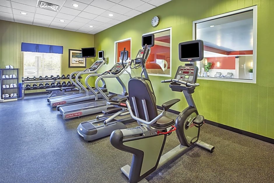 Holiday Inn Express Hotel and Suites Dayton South I 675 By IHG