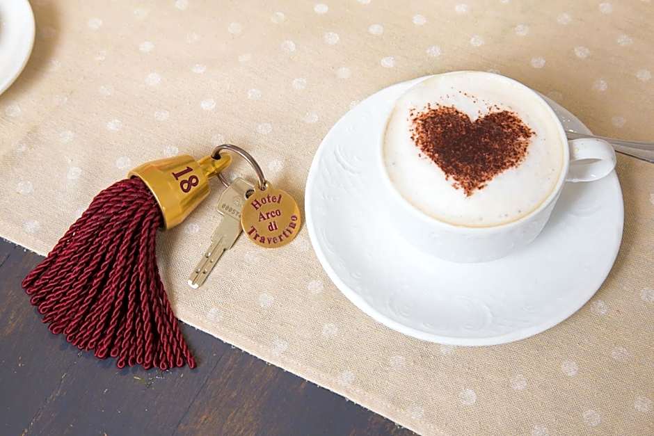 Hotel Arco Di Travertino