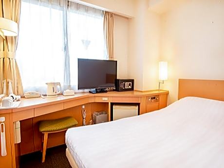 Twin Room - Non-Smoking