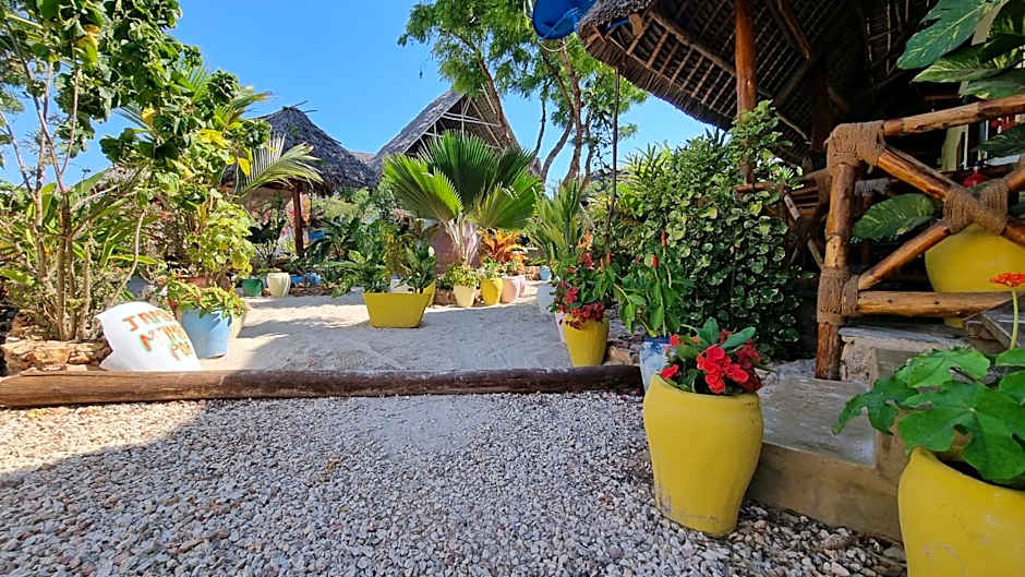 Salama & Mbuyuni Bungalows