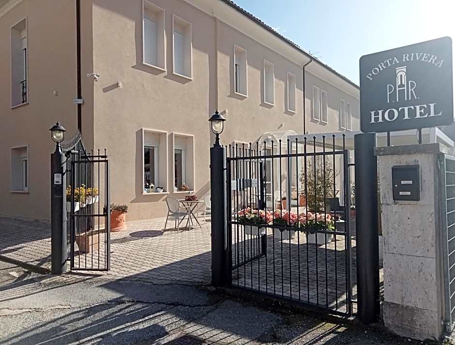 Hotel Porta Rivera
