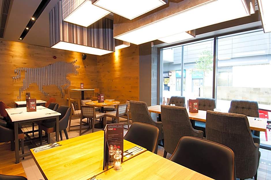 Premier Inn Halifax Town Centre