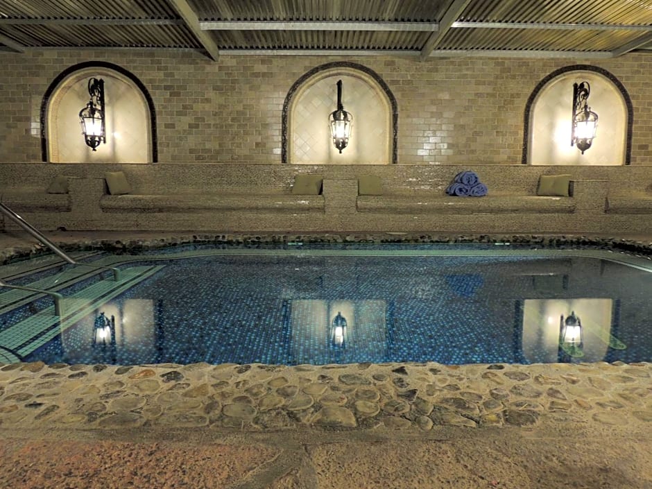 Tuscan Springs Hotel & Spa