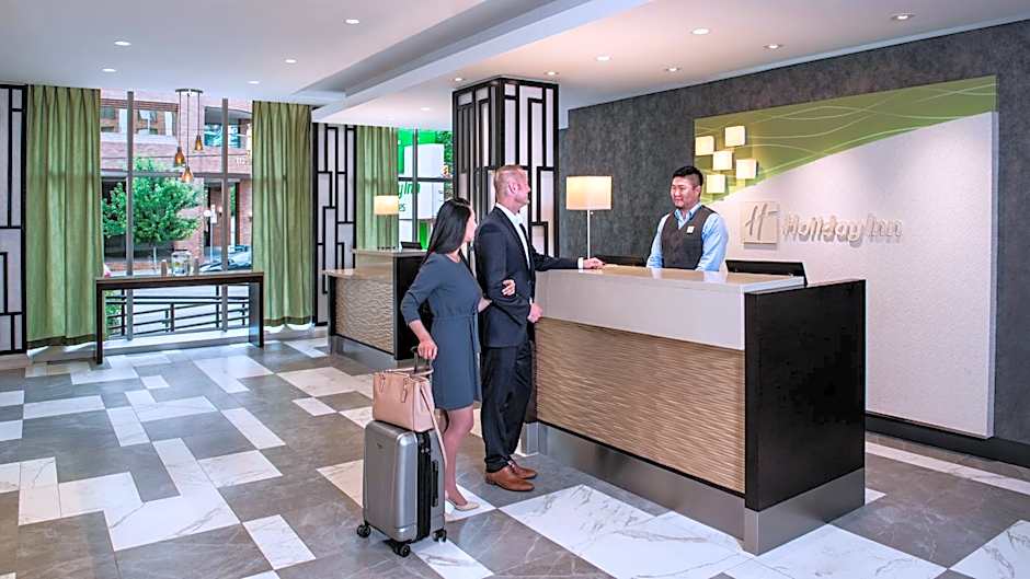 Holiday Inn & Suites Vancouver Downtown By IHG
