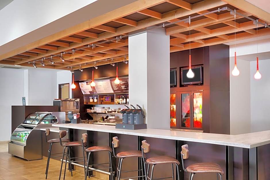 Courtyard by Marriott Lincoln Downtown/Haymarket