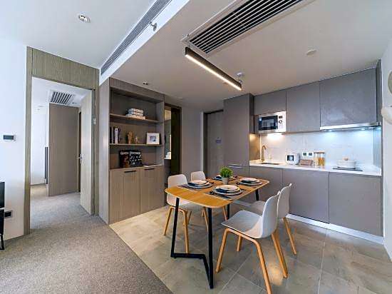 Lingju Chuangxiang Apartment