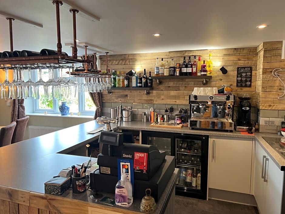 The Lawns Tea Room and B&B