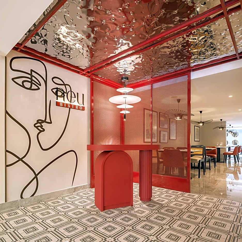 Le Parc Hotel, Beyond Stars