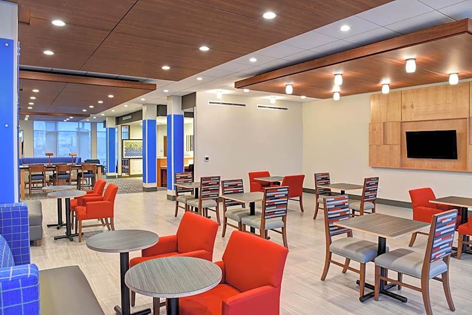Holiday Inn Express & Suites - Ottawa By IHG