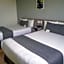 SR Hotel