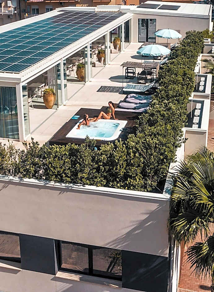 Alkamuri Posh Hotel & Spa