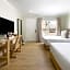 Pacific Edge Hotel