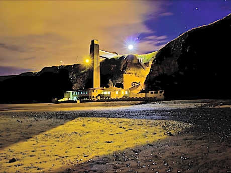 Double room-Standard-Ensuite with Bath-Cave Room