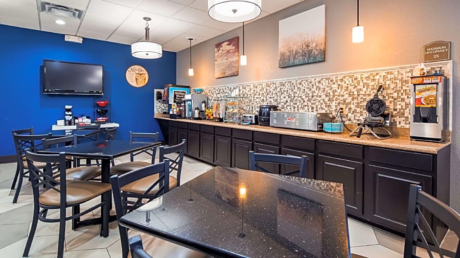 Best Western Inn Hondo