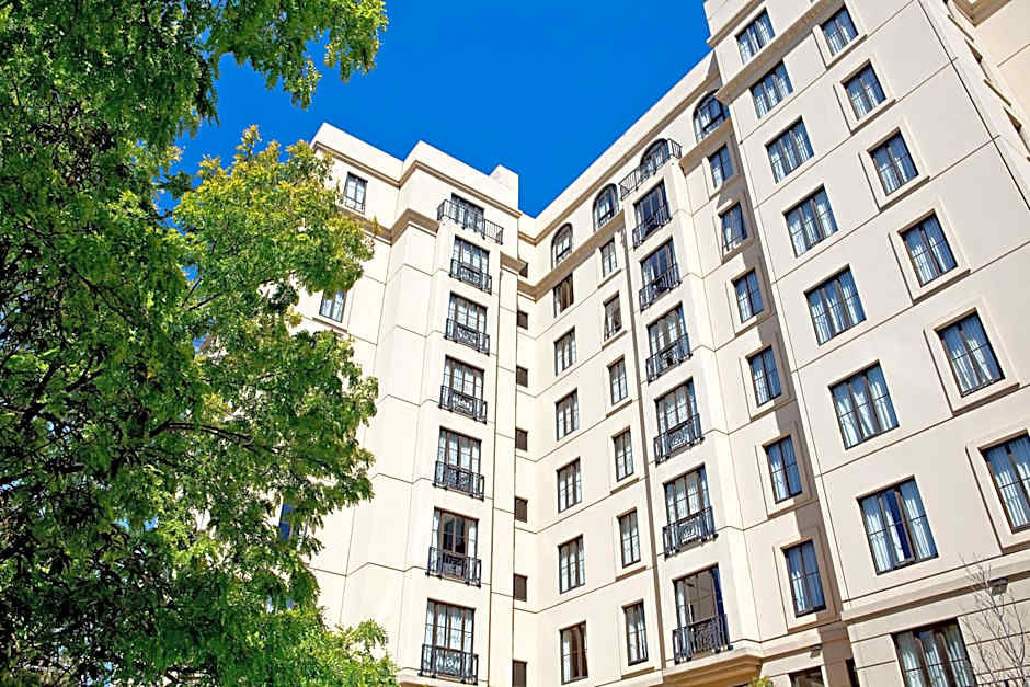 Mantra on Jolimont Melbourne