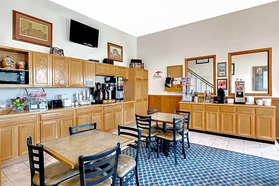 Super 8 by Wyndham Keokuk