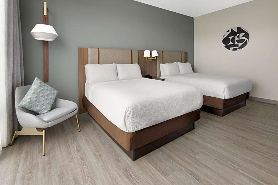 Holiday Inn Roanoke - Tanglewood Route 419 & I 581 By IHG