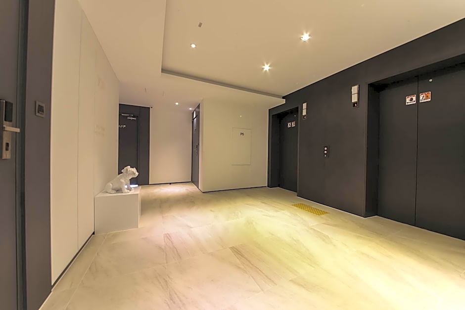 Hotel Zam 101
