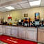 Econo Lodge Inn & Suites Philadelphia MS