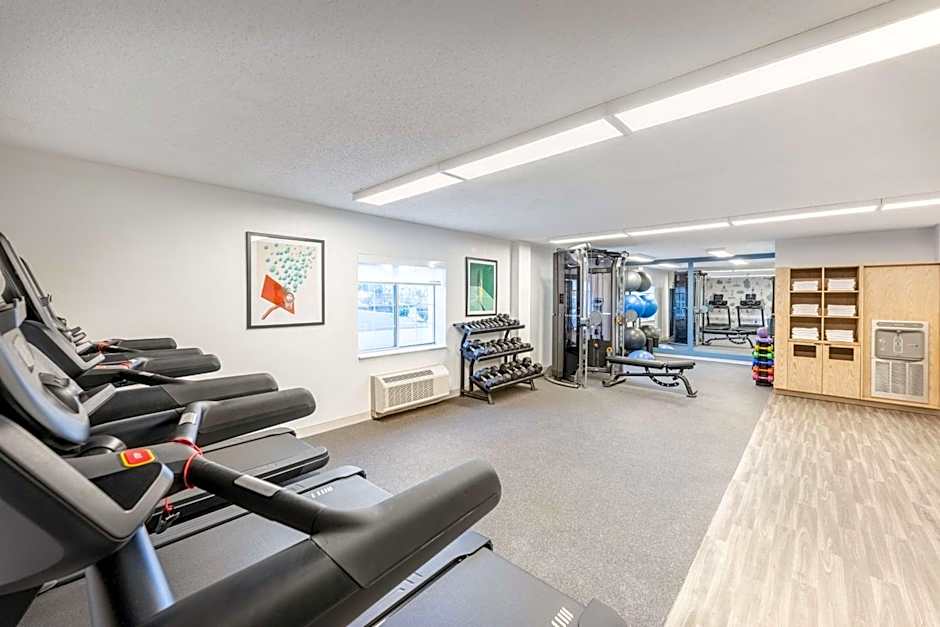 Sonesta Simply Suites Jersey City