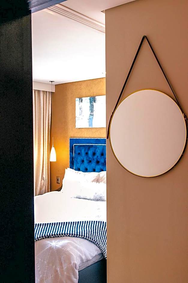 Raphael penthouse 205