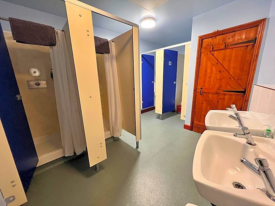 Lands End Hostel and B&B