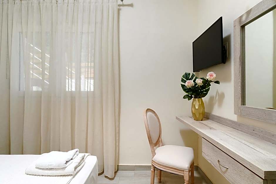 INROY SEA VIEW APARTMENTS