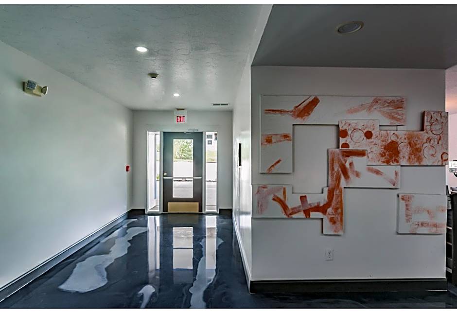 Motel 6-Augusta, KS