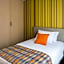Hotel Plaza Suites